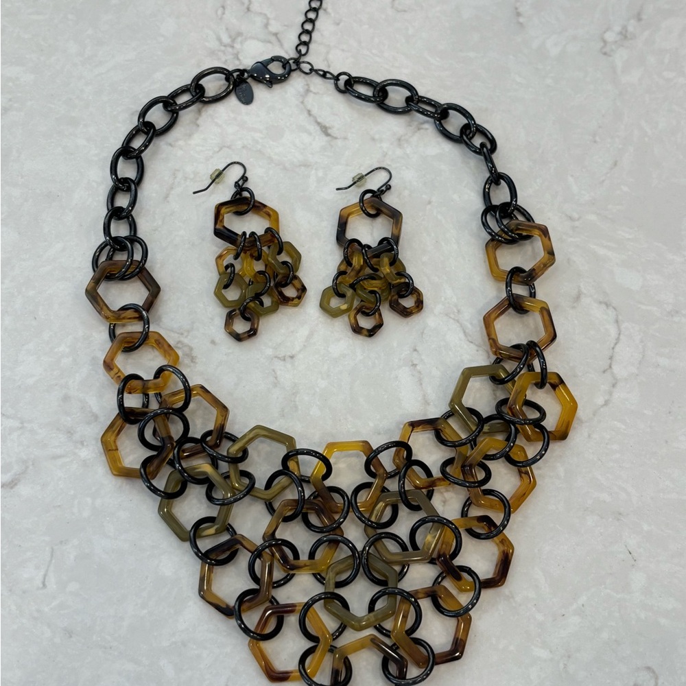 Lia Sophia Necklace and Matching Earrings